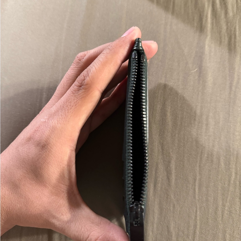 Saint Laurent Green Card Holder - Picture 7 of 10